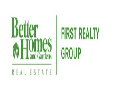 Better Homes and Gardens/First Realty Group logo