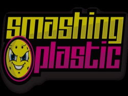 smashing plastic Pickleball paddles logo