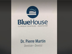 Blue House Dentistry logo